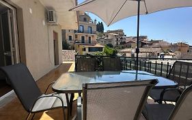 We Home Taormina Center With Parking